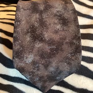 DONNA KARAN MEN’S TIE